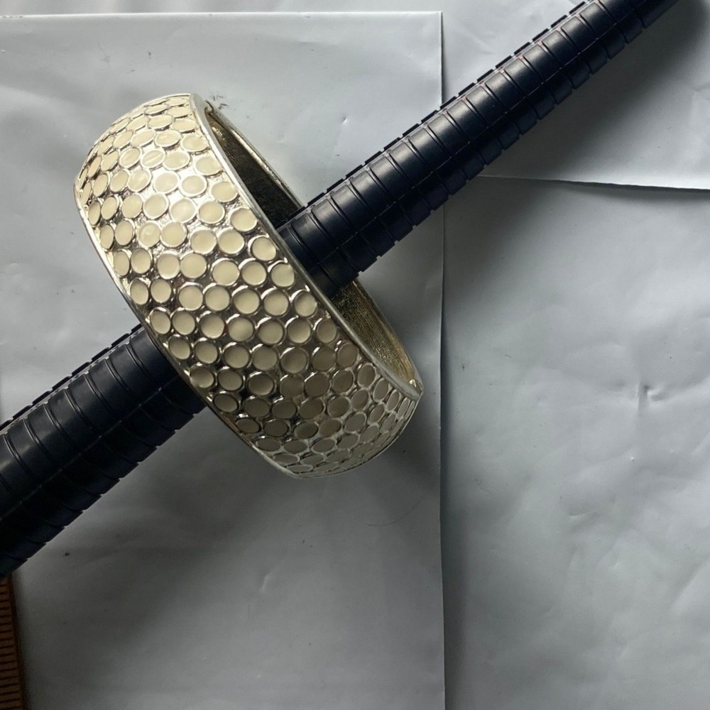 Designer Silver Tone Geometric Pattern Bangle Bra… - image 3